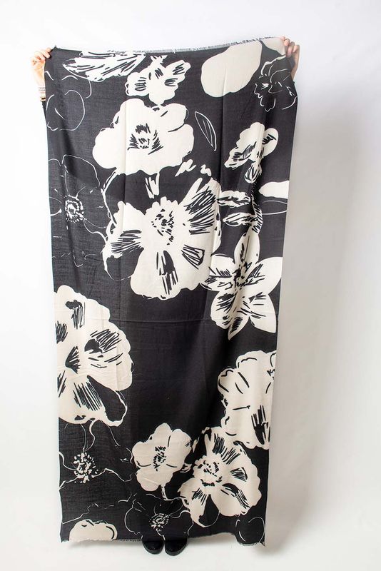 Tall Sjaal Zwart Creme Flower - lange vrouwen