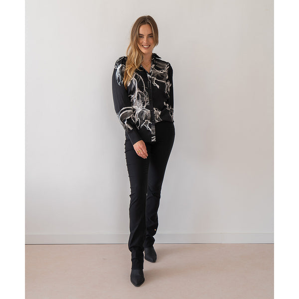 Only-M Blouse Cavallo, tall kleding voor lange vrouwen, gedragen door model
