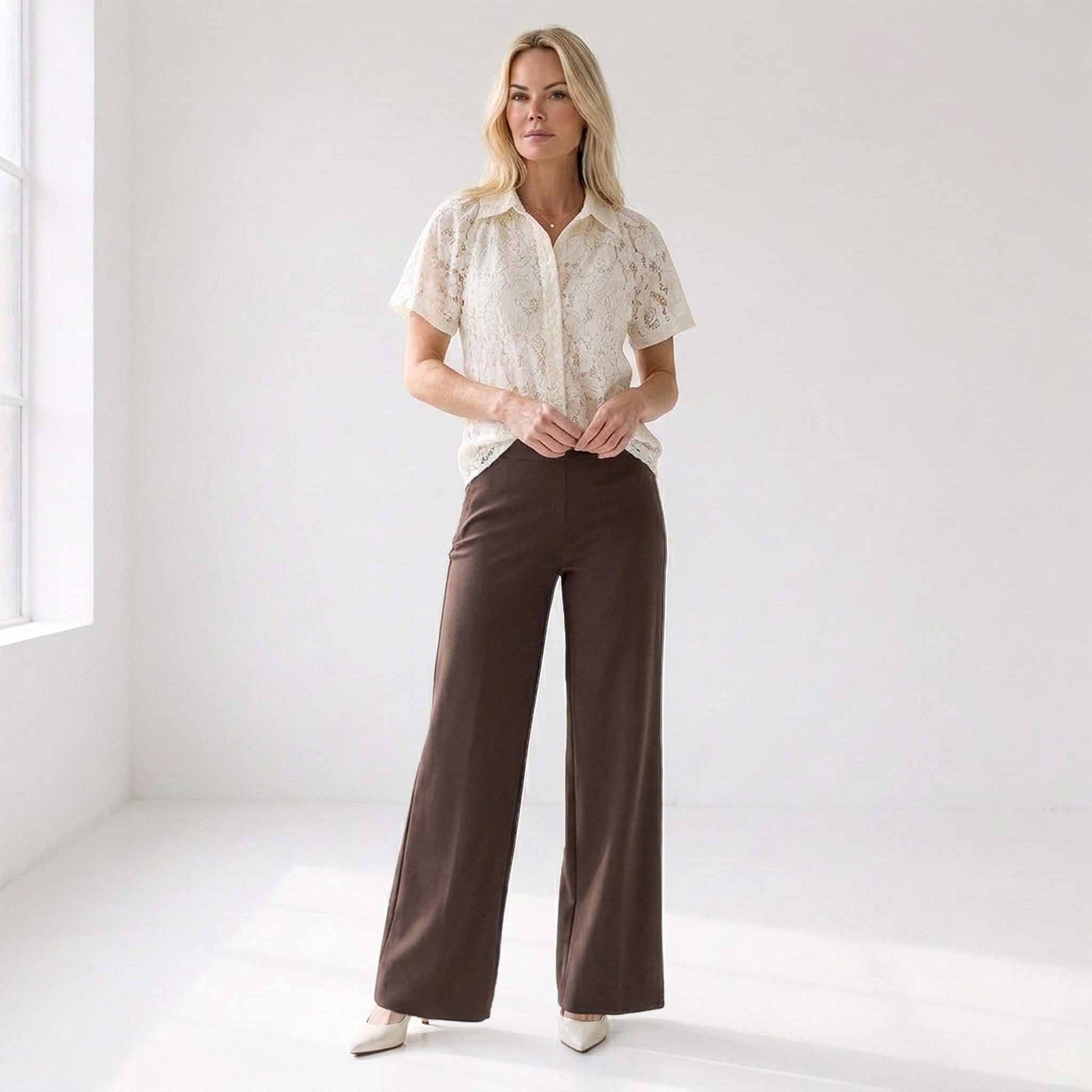 Tall Broek Mac Coralie Floating Crepe Trufflebrown model lange dames 