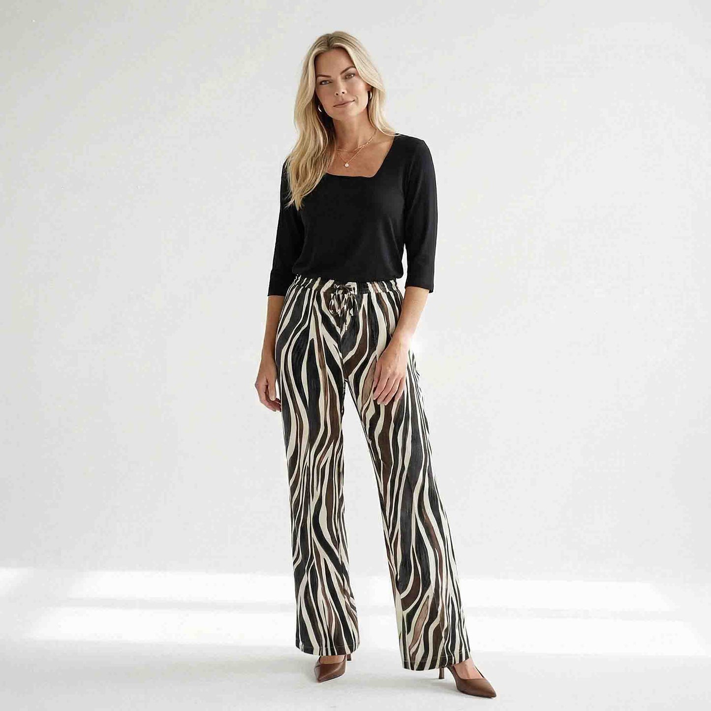 NED Broek Yura Bruin Zebra | Tall