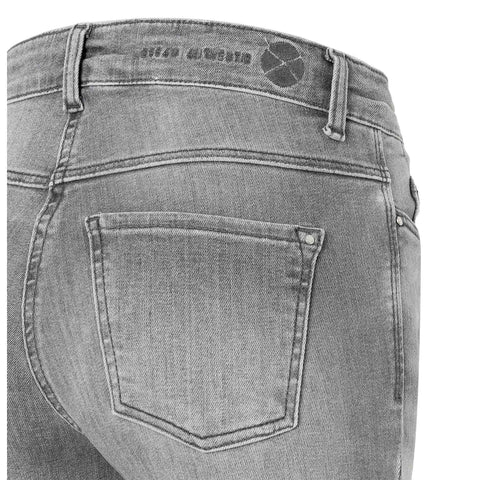 Mac Jeans Dream Boot Mid Grey, jeans in tall met lange benen, achteraanzicht