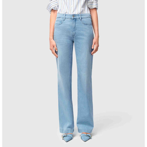 Mac Jeans Dream Wide Sun Bleached Auth, tall jeans voor lange dames, gedragen door model